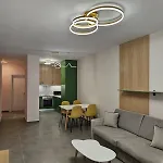 Beautiful In 300 Apartment